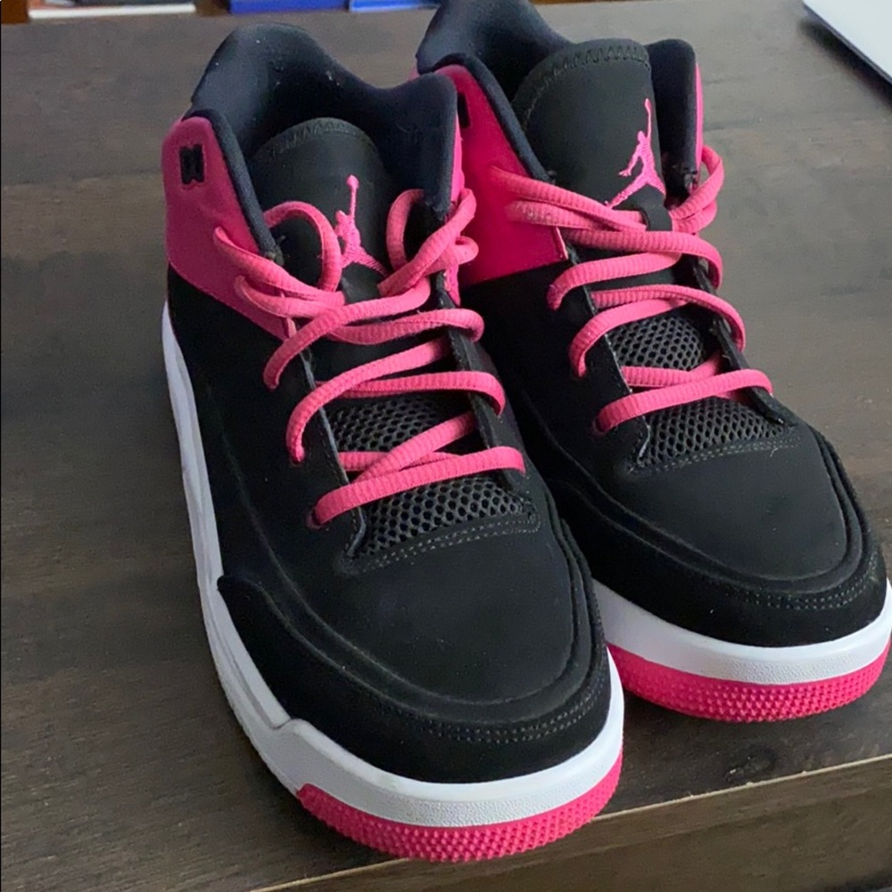 Nike youth flights